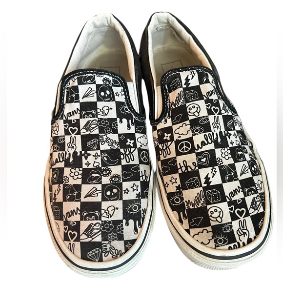 Vans Shoes - VANS DOODLE CHECKERBOARD CLASSIC SLIP-ON SHOES Size 9 Men’s 10.5 Women’s